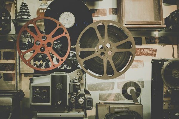 movie-reel-projector-film